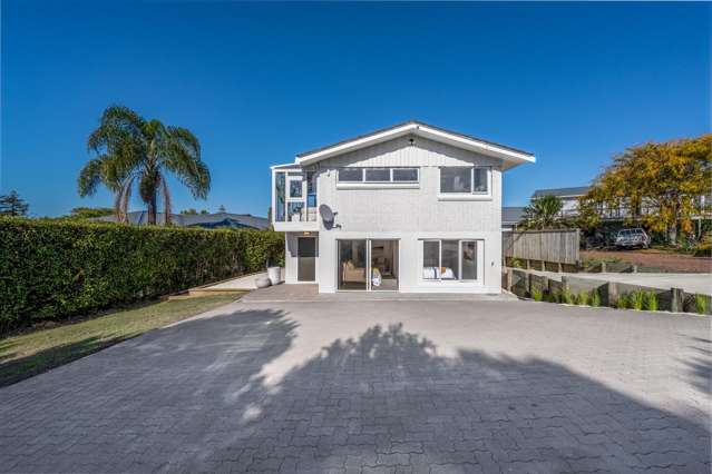 75 Marine Parade Mellons Bay_4