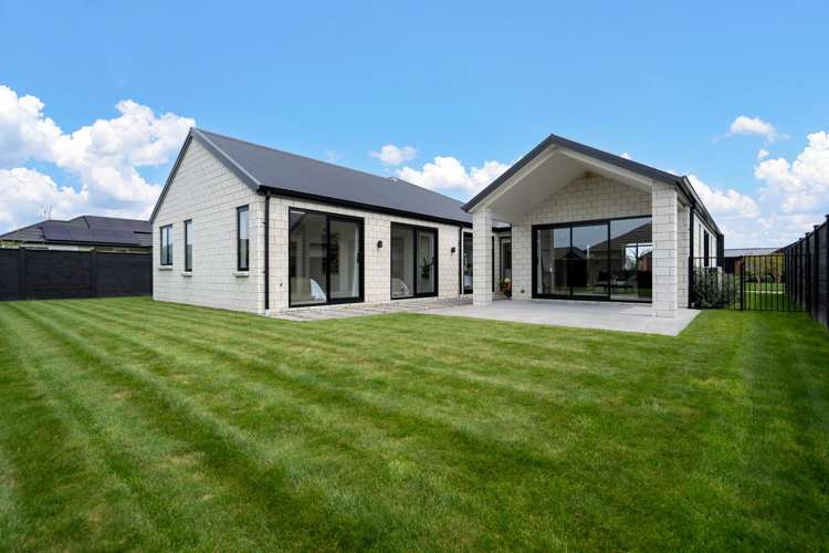 28 Isobel Hodgson Drive Cambridge_1