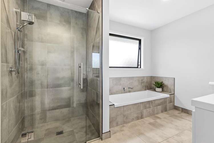 194 Lake Road Okoroire_21