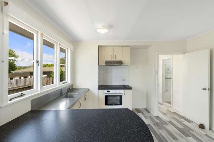 34 Moresby Avenue Waihi_11