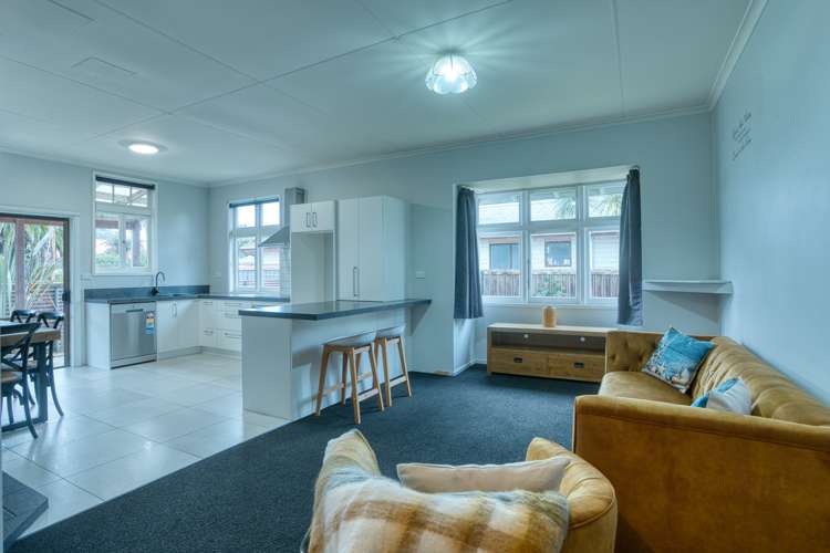 71 Hoffman Street Hokitika_8