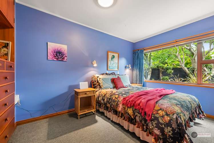 37 Kebbell Grove Epuni_11