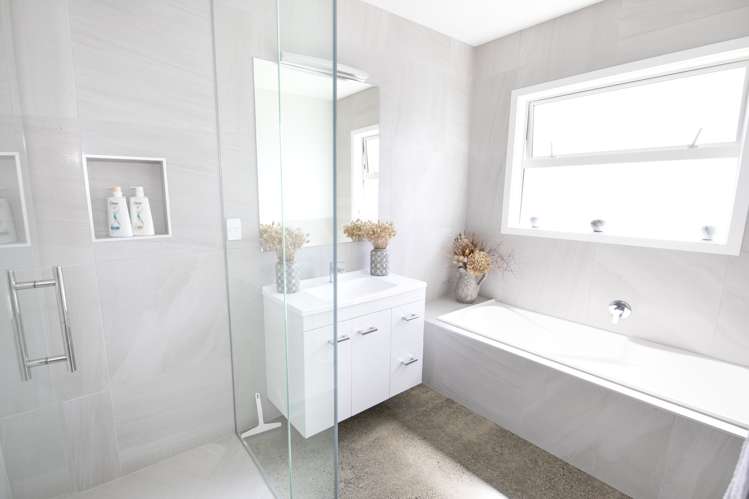 34 Pelorus Avenue Poraiti_18