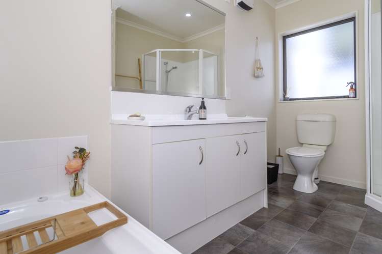 27 Eclipse Terrace Welcome Bay_19