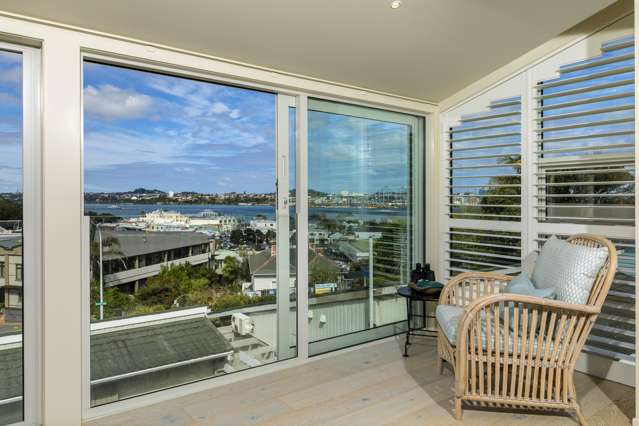 4/66 Victoria Road Devonport_2