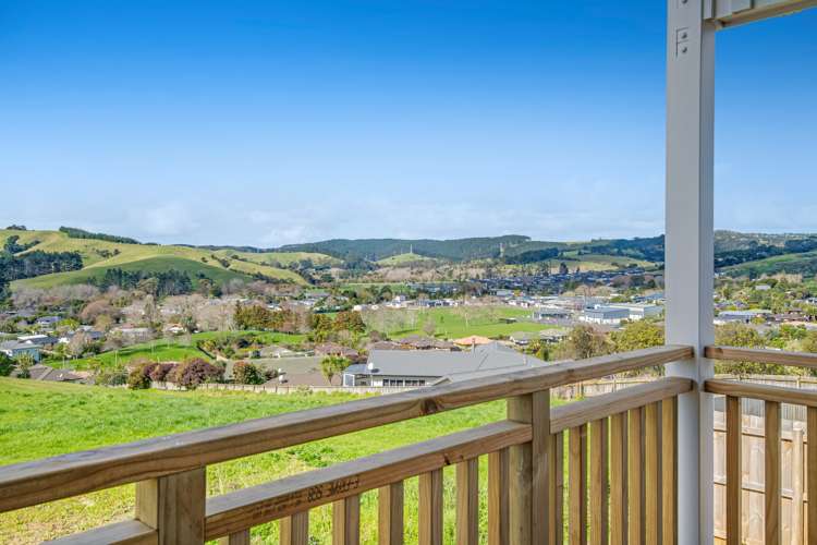 4D Forlong Rise Helensville_23