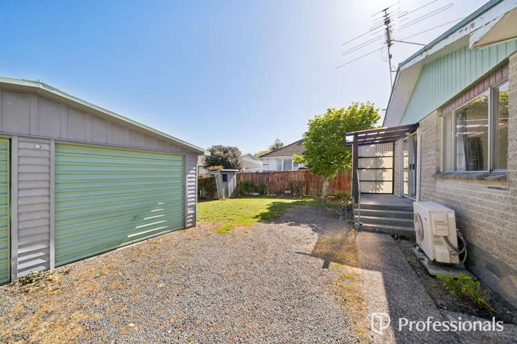 1/551a Fergusson Drive Trentham_12