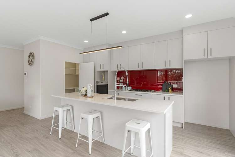 6 Kakabeak Way Takanini_14