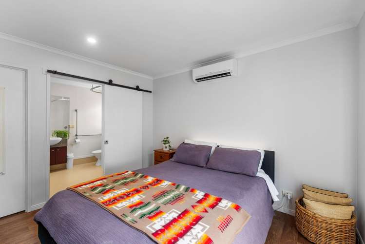 17 Espalier Drive Henderson_16