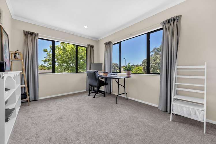 17 Macnean Drive East Tamaki Heights_21