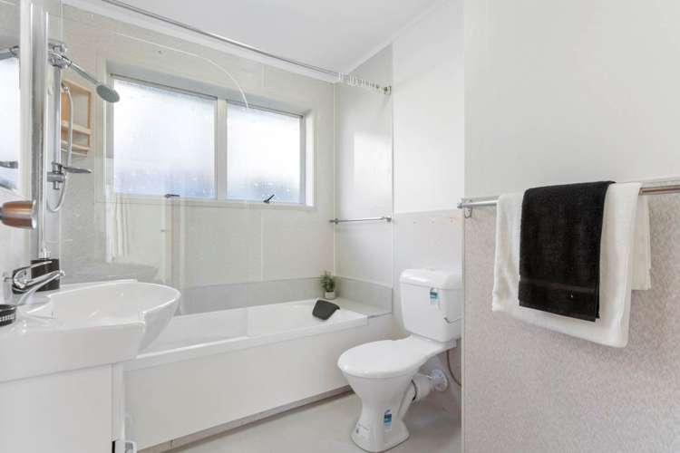 1/14 Aotea Road Glen Eden_9