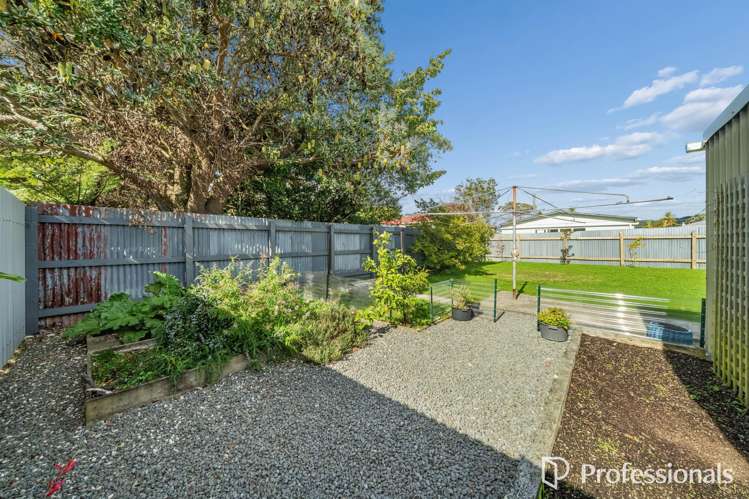 34 Donnelley Drive Wainuiomata_19