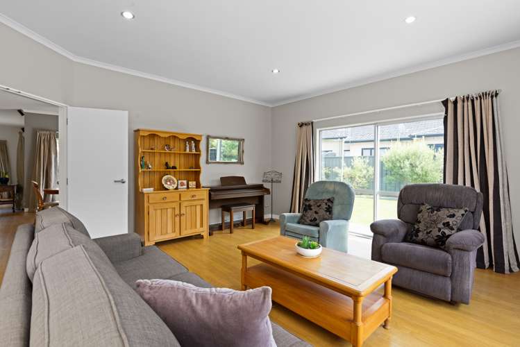 66 Kent Terrace Taradale_12