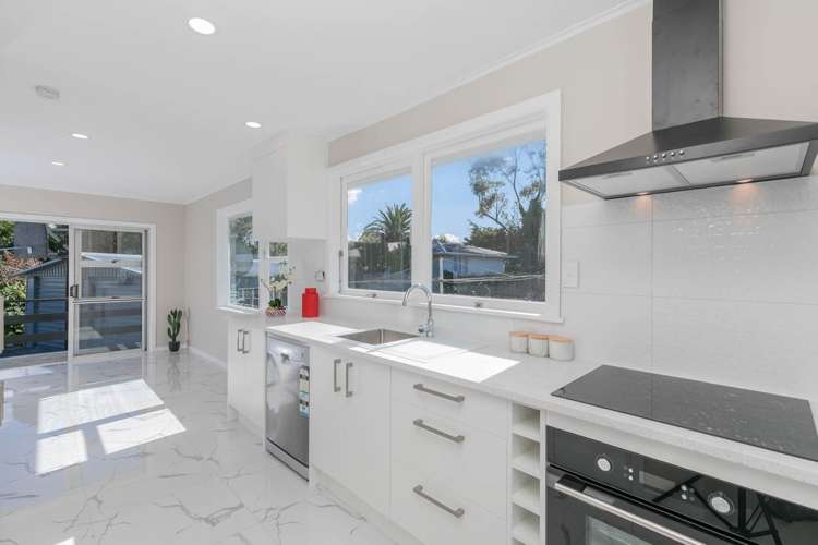 29 Nile Road Kelston_13