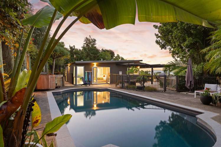 74 Duncansby Road Stanmore Bay_31