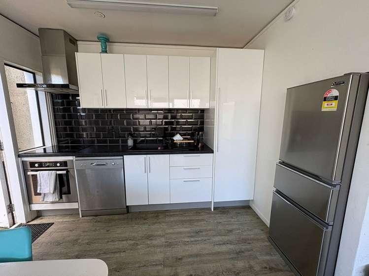 2/2 Oriental Terrace Mount Victoria_7