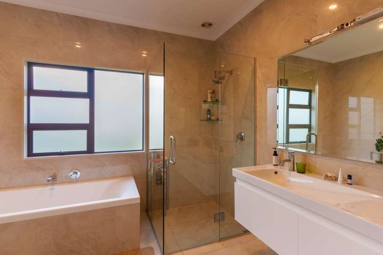 34 Matheson Crescent Albert Town_16