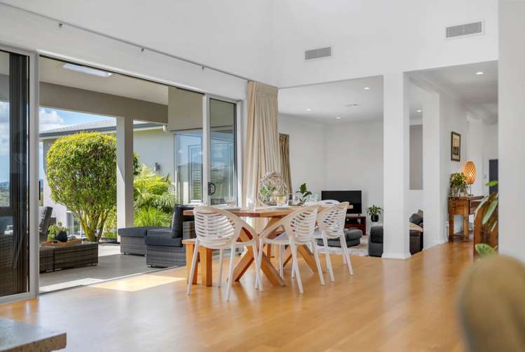 9 Intrepid Crescent Beachlands_10
