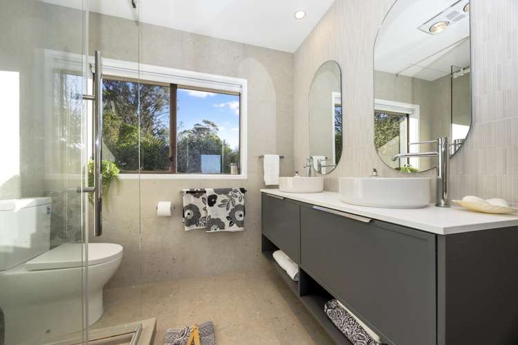 3 Laingfield Terrace Laingholm_16