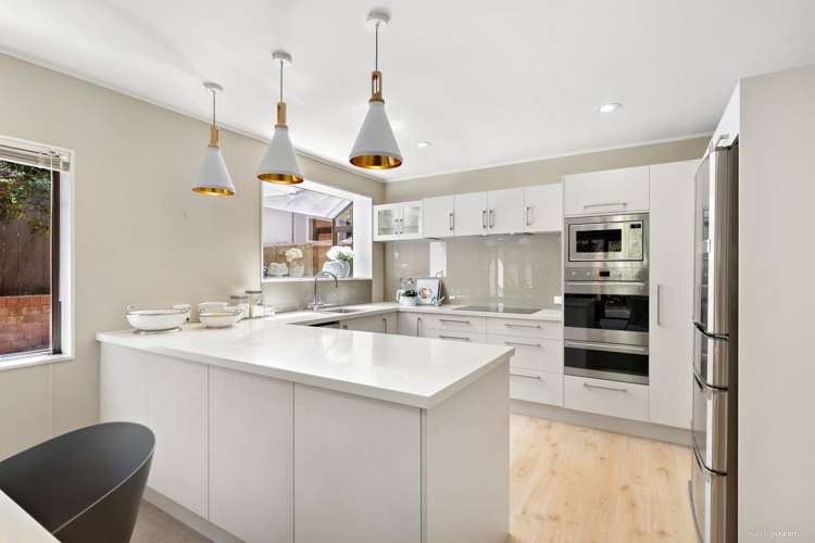 18a Fairholme Avenue Epsom_6