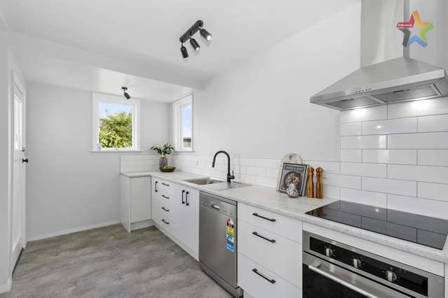 32 Ngata Grove Trentham_4
