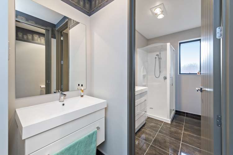 16 Lloyds Close Rolleston_5