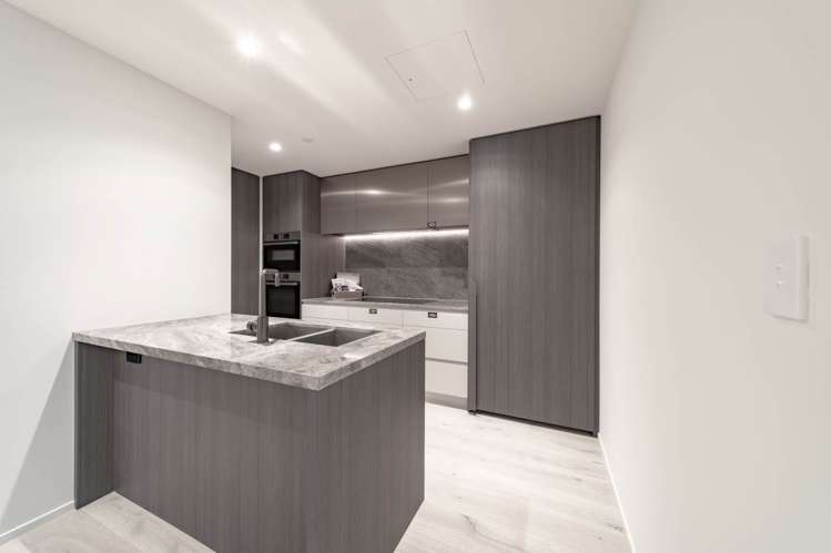 4801/10 Commerce Street City Centre_23