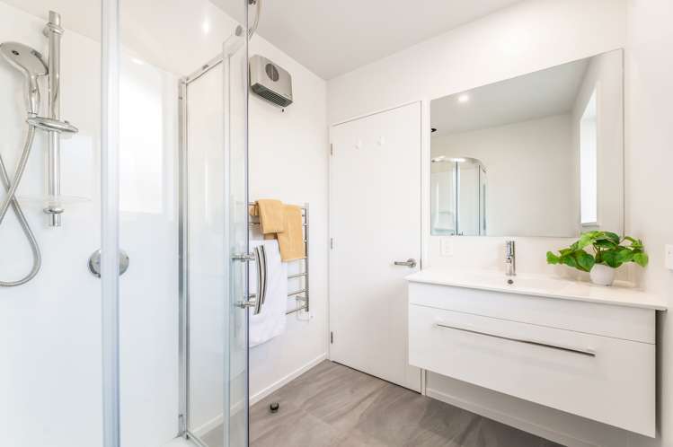 22 Henry Roil Lane Northcote_19