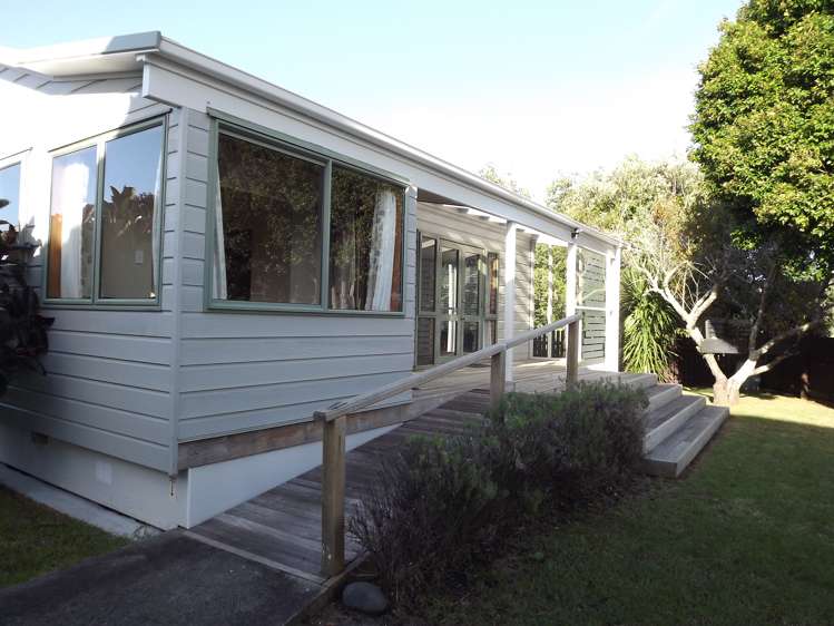 24 West Hoe Road Orewa_1