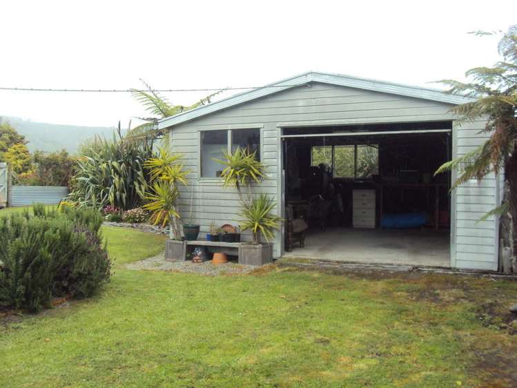 26 Lewis Street Kahurangi National Park_20