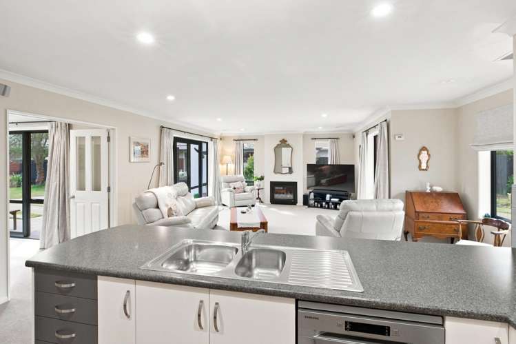 8 Gwen Place Redwood_6
