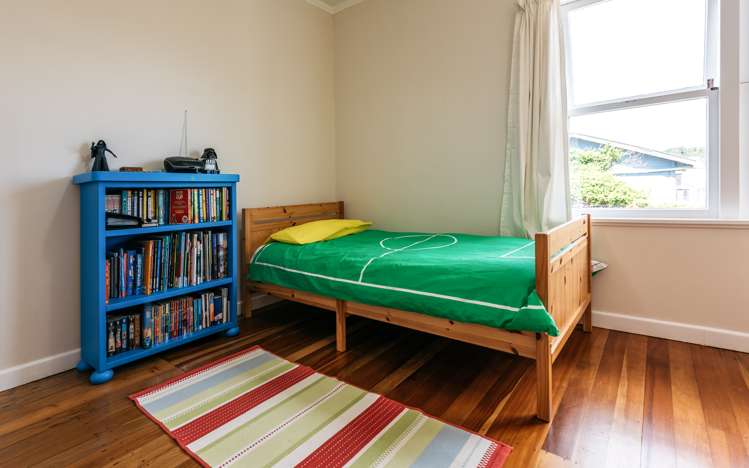 13 Waitai Road Ostend_10