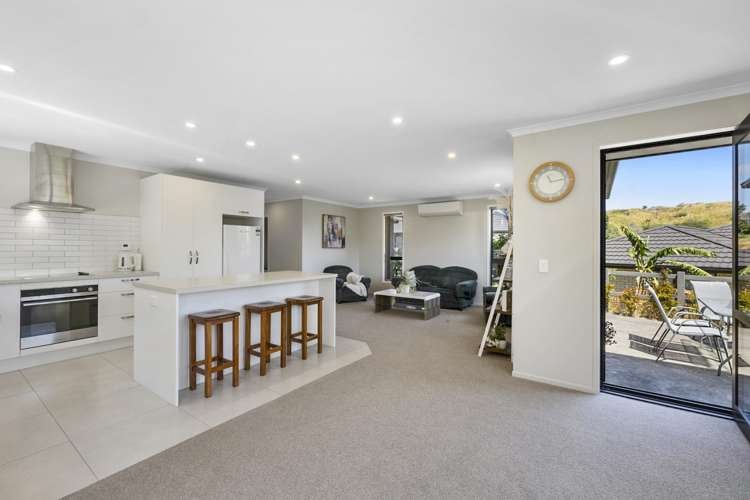 48 Magnolia Drive Westown_8