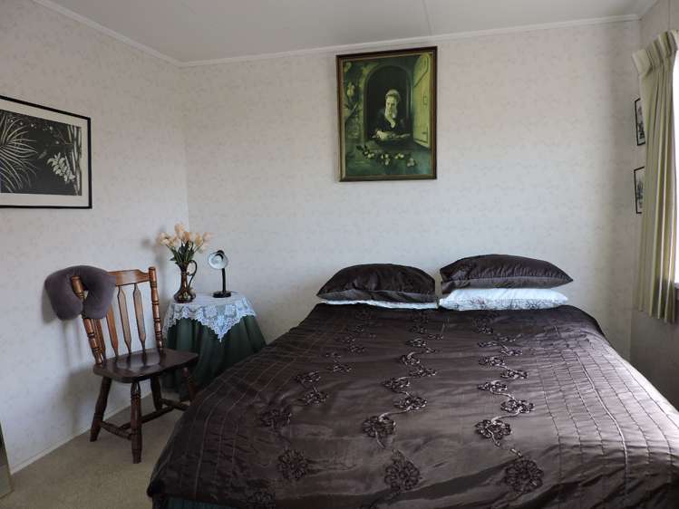 13 Otuturu Crescent Thames_15