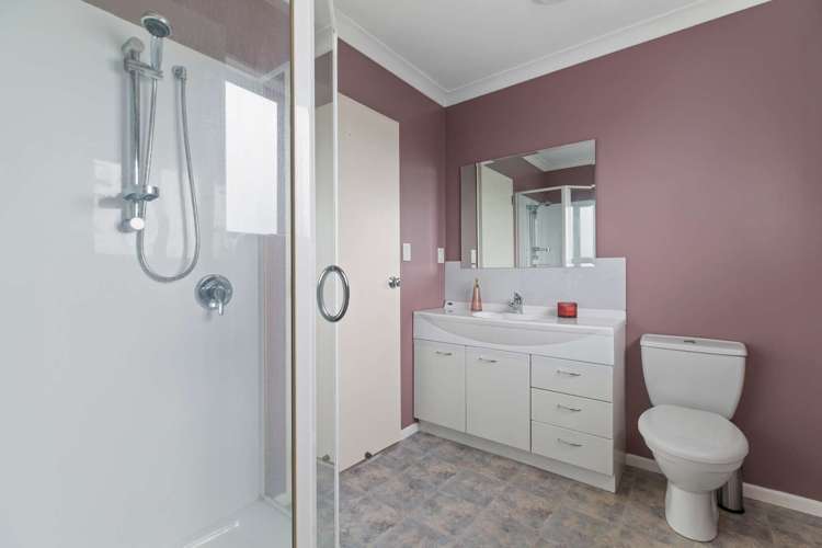 5 Hocken Place Mangere Bridge_11