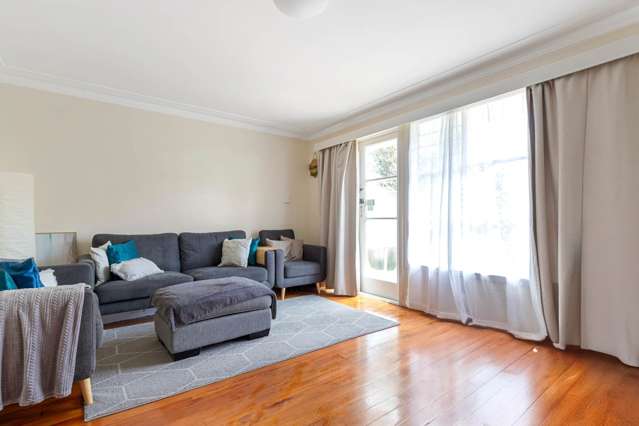 2/1a Fyvie Avenue Mt Roskill_3