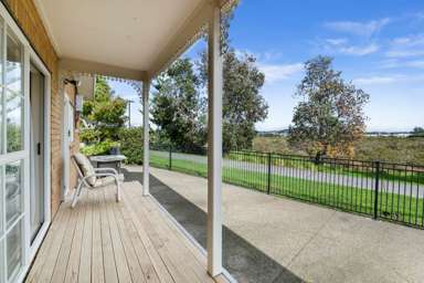 166 Lakeside Drive_3