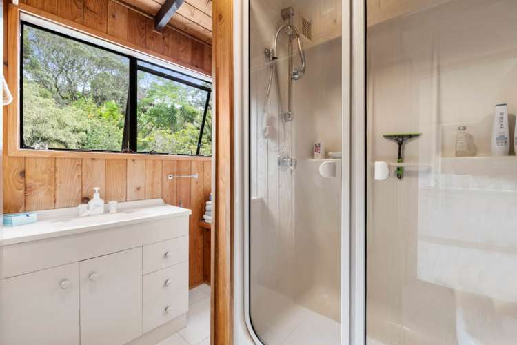 42 Glenelg Road Red Beach_18