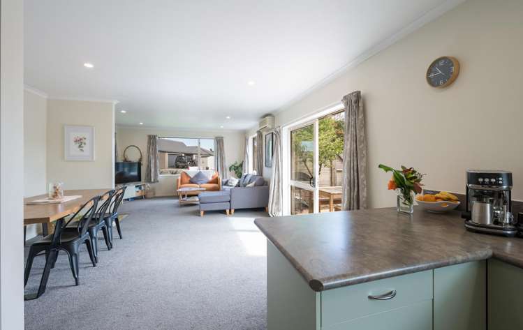 84 Starveall Street Brightwater_5