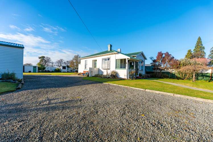 20 Maddren Street Winchester_13