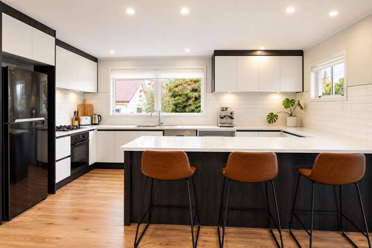 4 Somme Crescent_2