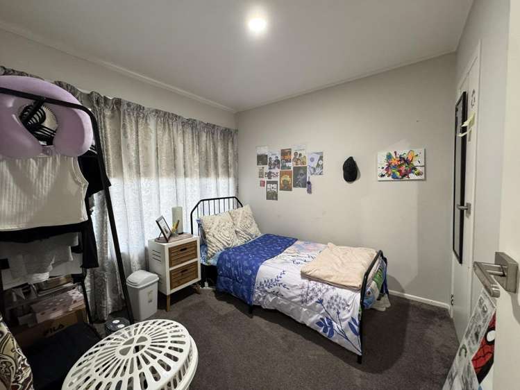 1 287 Richardson Road 1733_9