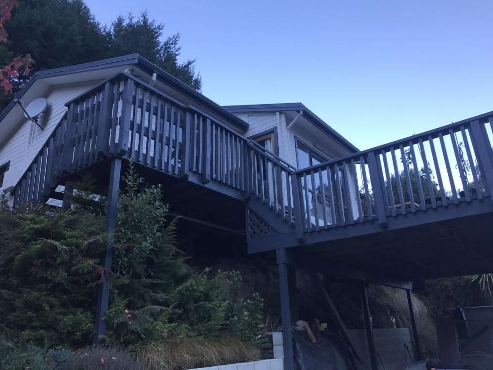 9 Mackinnon Terrace Fernhill/Sunshine Bay_0