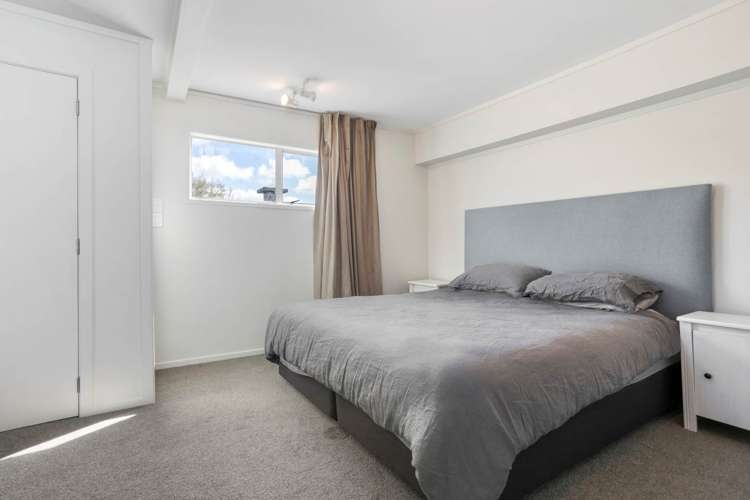 203 Riverhead Road Kumeu_23