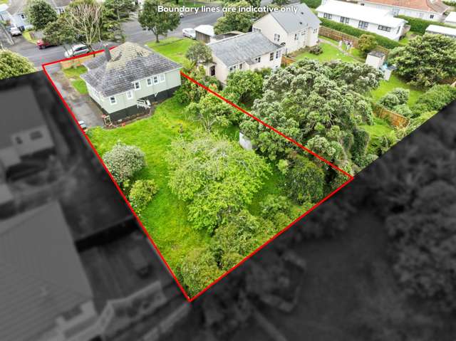 Flat, Freehold, 708m2 Site