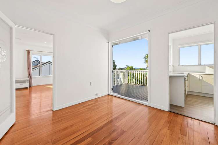 1/7 Te Atatu Road Te Atatu South_5