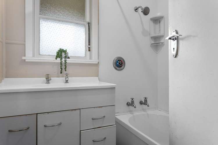 82 Goring Street Opotiki_12