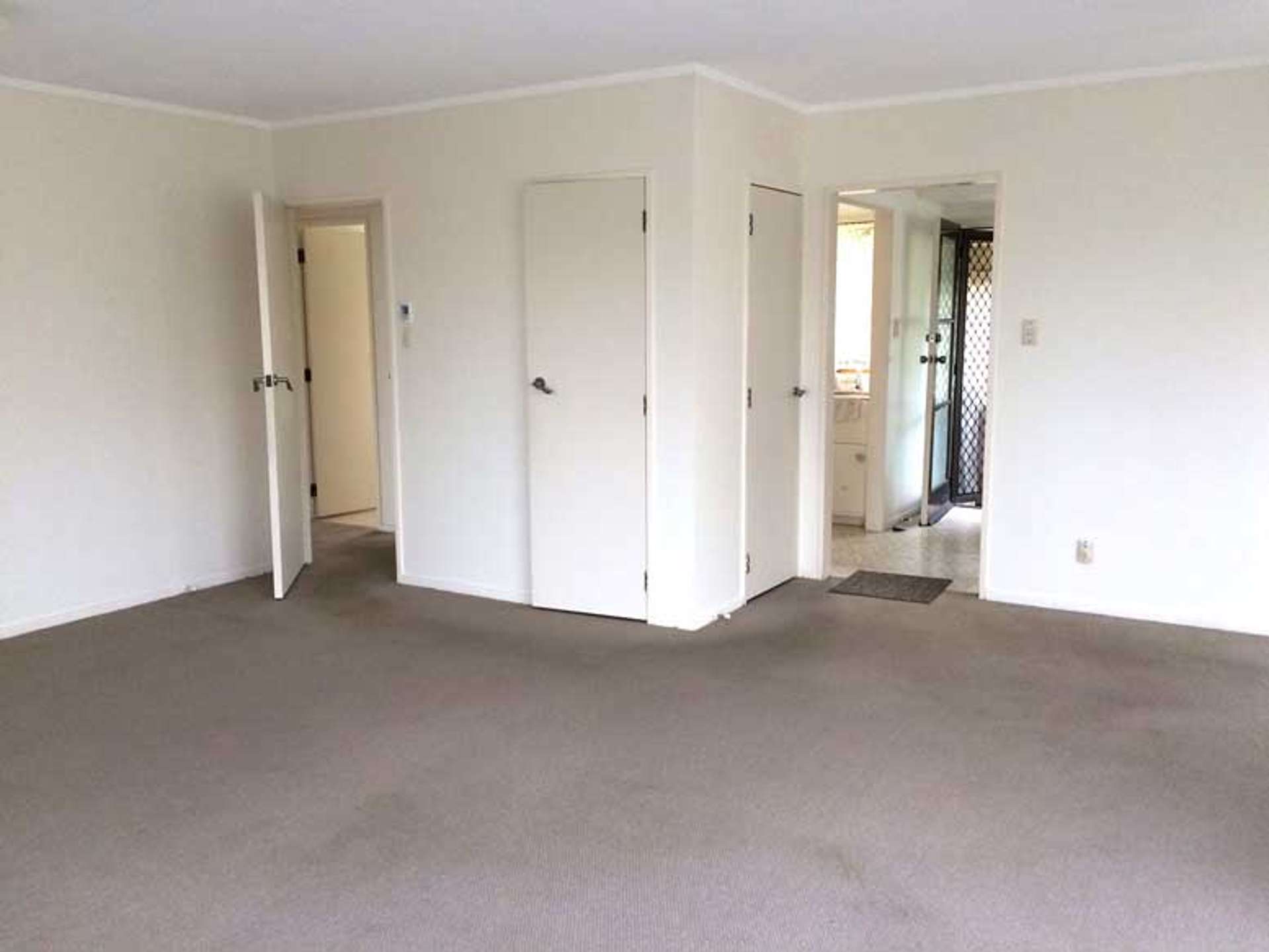 2/17 Miramar Place | Pakuranga | Manukau City | Houses for Sale - One Roof