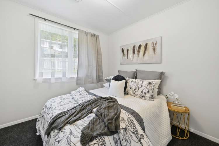 8 Logie Street Stokes Valley_16