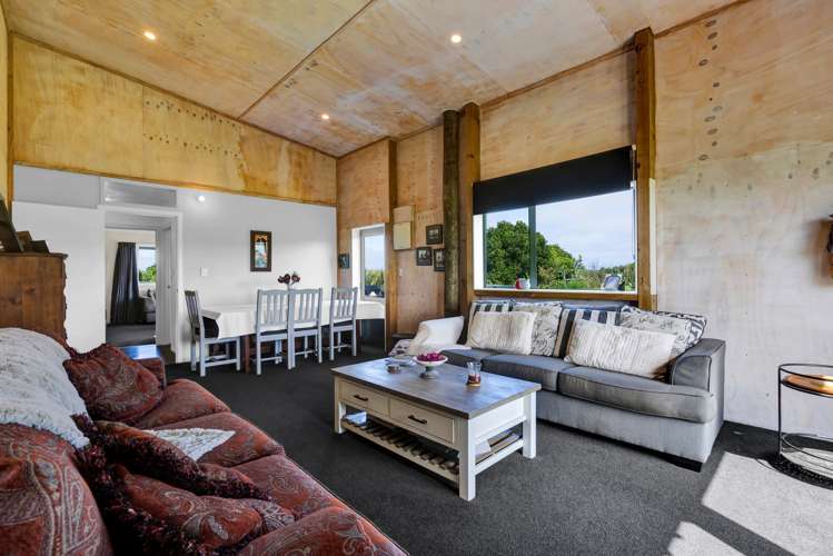 219 Brown Road Waitara_9